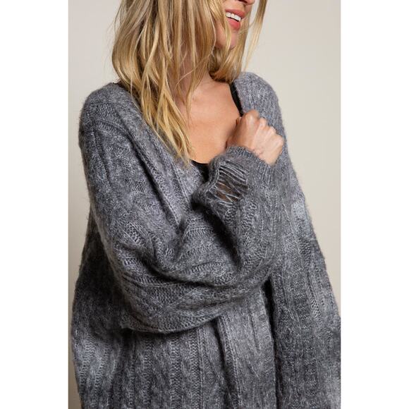 POL Distressed Details Cable Knit Ombre Dying Oversized Fit Open Front Cardigan - Picture 5 of 9